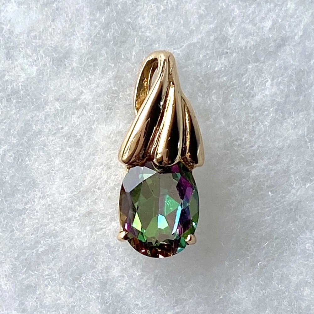 Elegant Gold and Multicolor Pendant Necklace - Picture 5 of 17